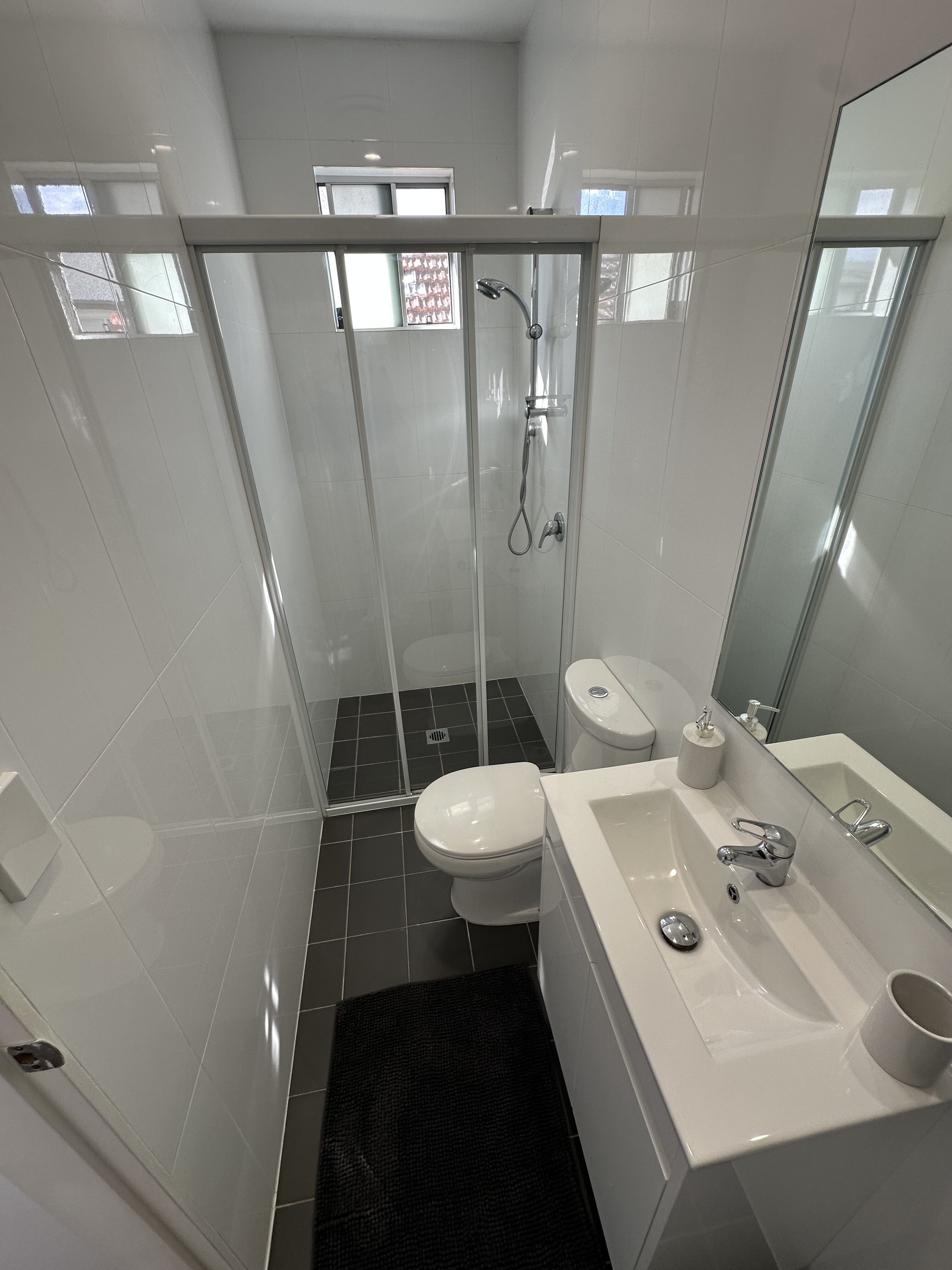 Harbourne V – Room 4, furnished room for rent in Kingsford, Sydney – photo 2